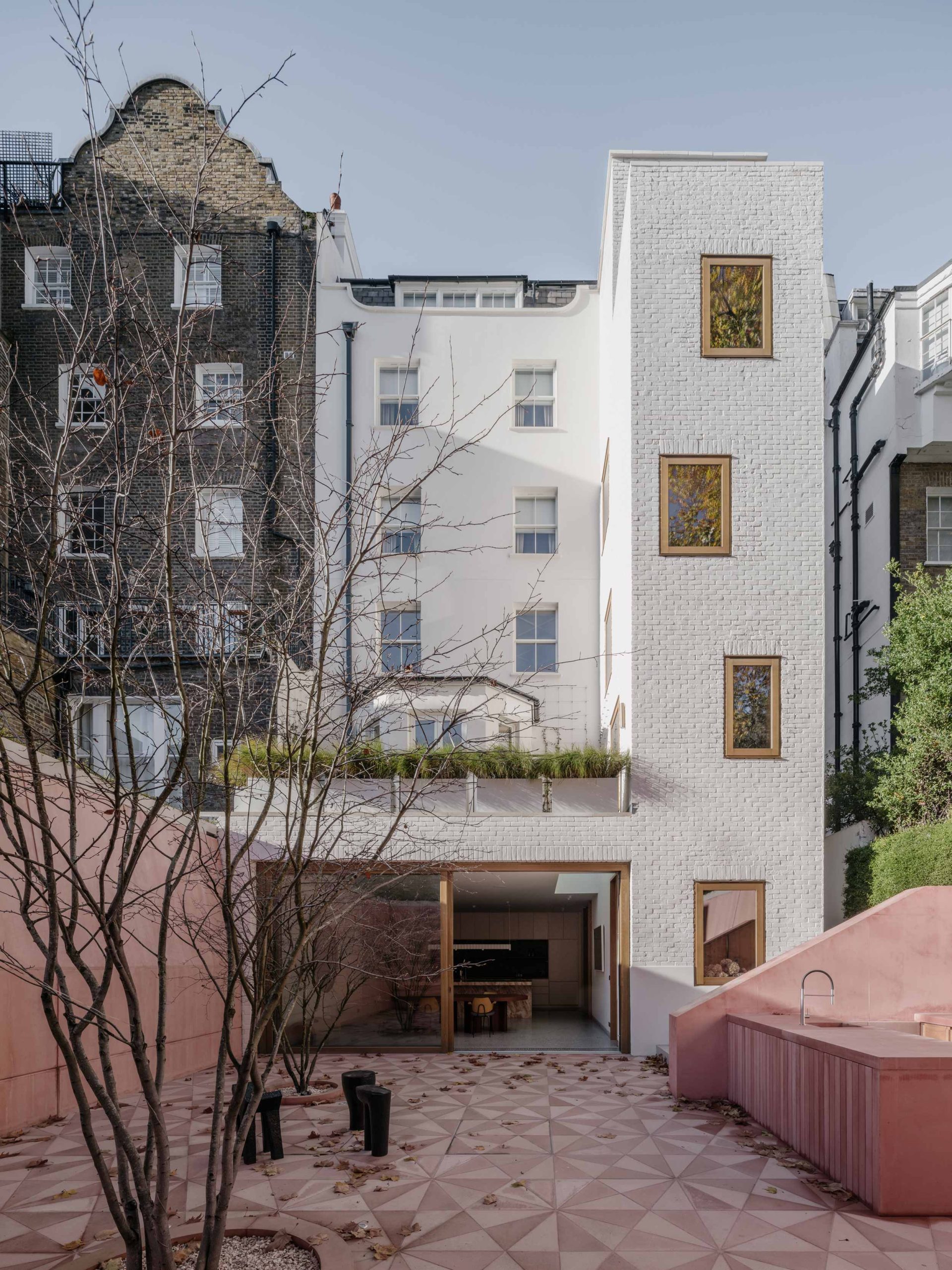 Hyde Park Gate Residential Refurbishment Project